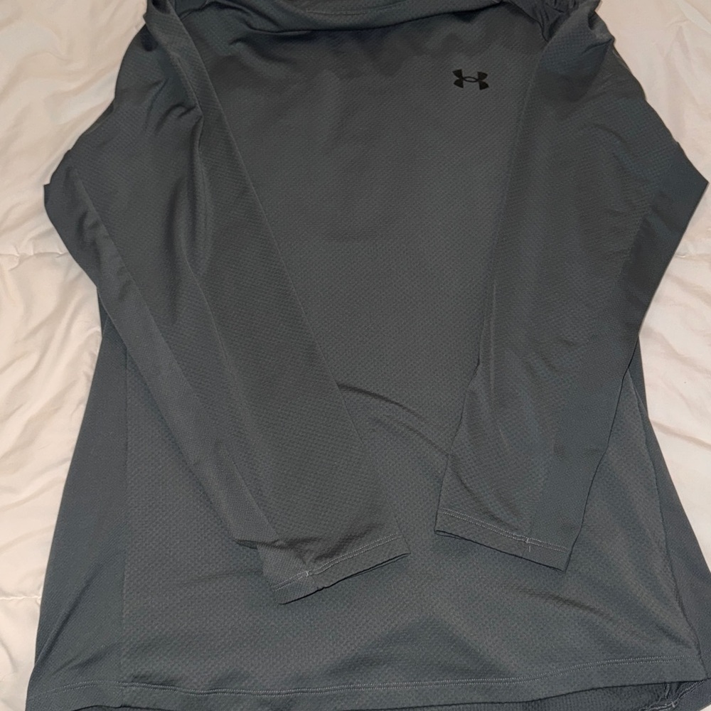Under Armour Gray Long Sleeve Shirt